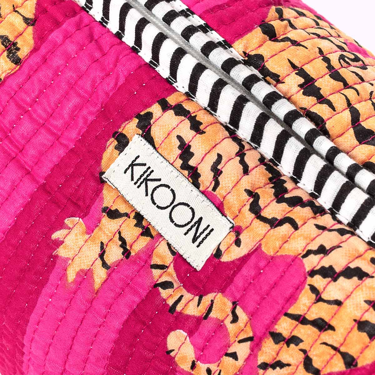 KIKOONI Handgemachte Kosmetiktasche "Poppy Tiger Pink"