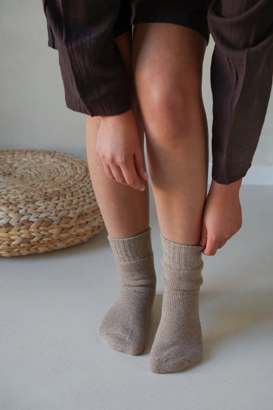 LEEFF Socken - Warm Hug Sand in 2 Größen