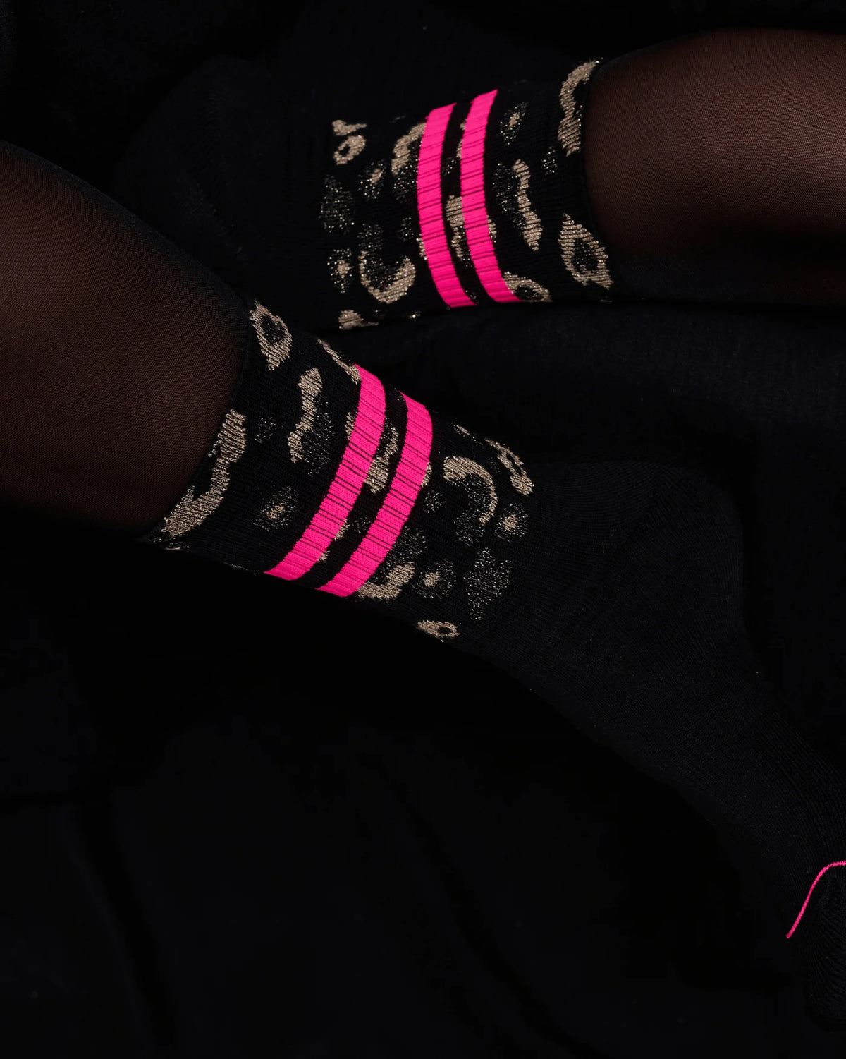 OOLEY Socken Leo Allover Black