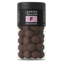 Lade das Bild in den Galerie-Viewer, LAKRIDS BY BÜLOW - Lakritz mit Schokolade - F Dark &amp; Sea Salt in 2 Größen
