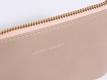 Lade das Bild in den Galerie-Viewer, by B+K Pouch XS Chaos Inside
