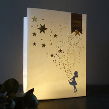 Lade das Bild in den Galerie-Viewer, GOOD OLD FRIENDS Winter Schattenlichttüte Sterntaler
