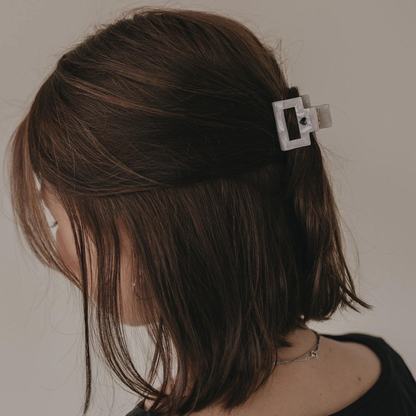 EULENSCHNITT Kleine Haarspange Pearl Herz schwarz