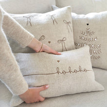 Lade das Bild in den Galerie-Viewer, BASTIONCOLLECTIONS Kissen Natural Ho Ho Ho
