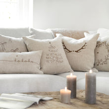 Lade das Bild in den Galerie-Viewer, BASTIONCOLLECTIONS Kissen Natural Ho Ho Ho
