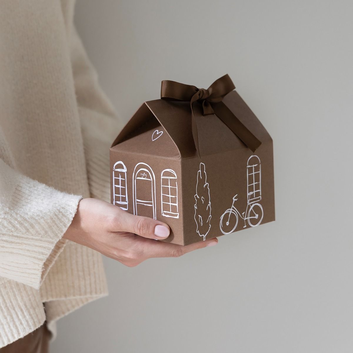 BASTION COLLECTIONS Geschenkbox House Brown