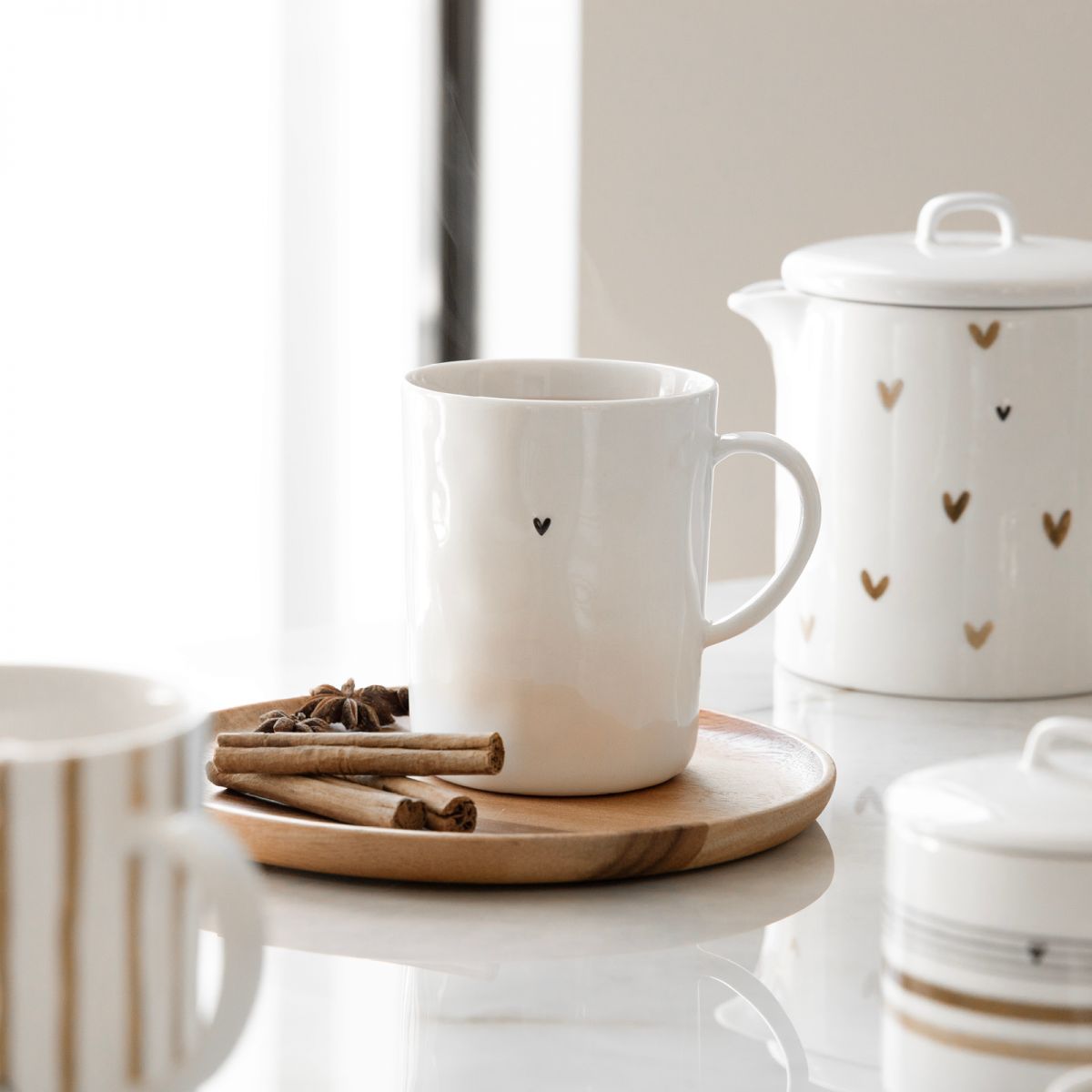 BASTION COLLECTIONS Tea Mug Small Black Heart - Teetasse
