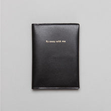 Lade das Bild in den Galerie-Viewer, by B+K Passport Cover Fly Away with me
