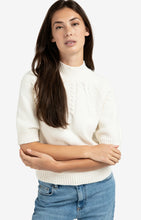 Lade das Bild in den Galerie-Viewer, YAYA Pullover mit Zopfmuster
