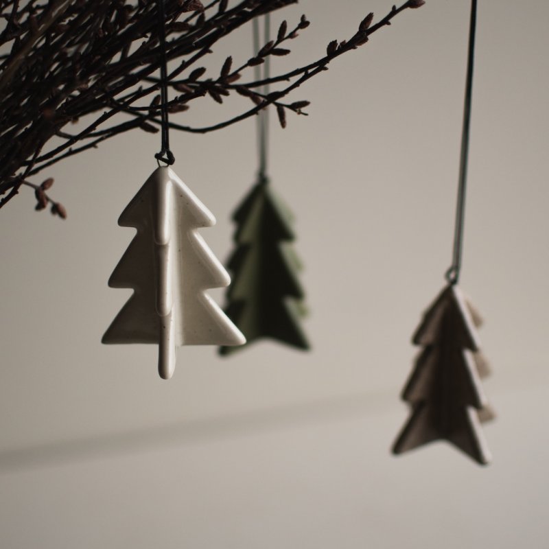 DBKD Hanging Winter Tree in 3 Farben
