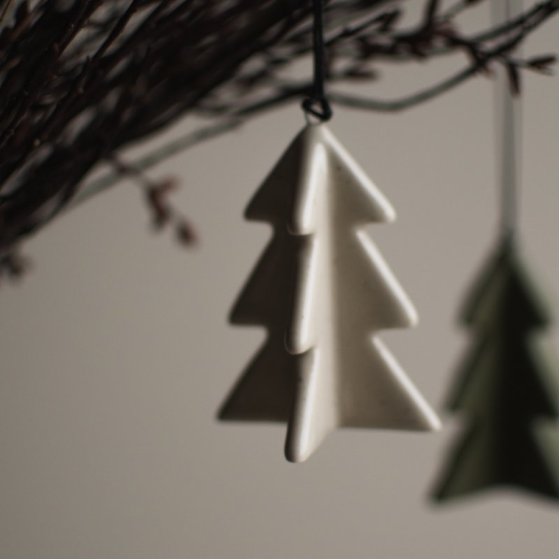DBKD Hanging Winter Tree in 3 Farben