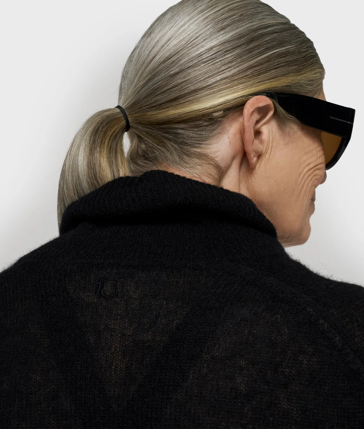 10DAYS AMSTERDAM Turtleneck Thin Knit Sweater Black
