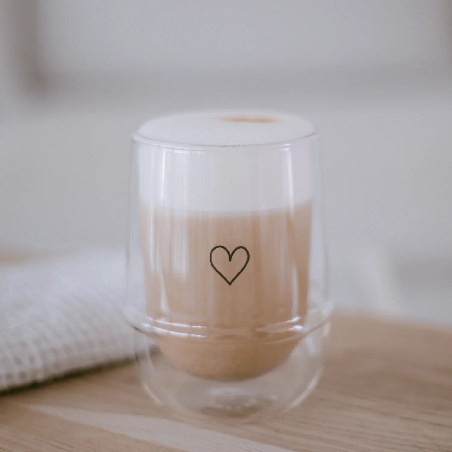EULENSCHNITT doppelwandiges Latte Macchiato Glas Herz