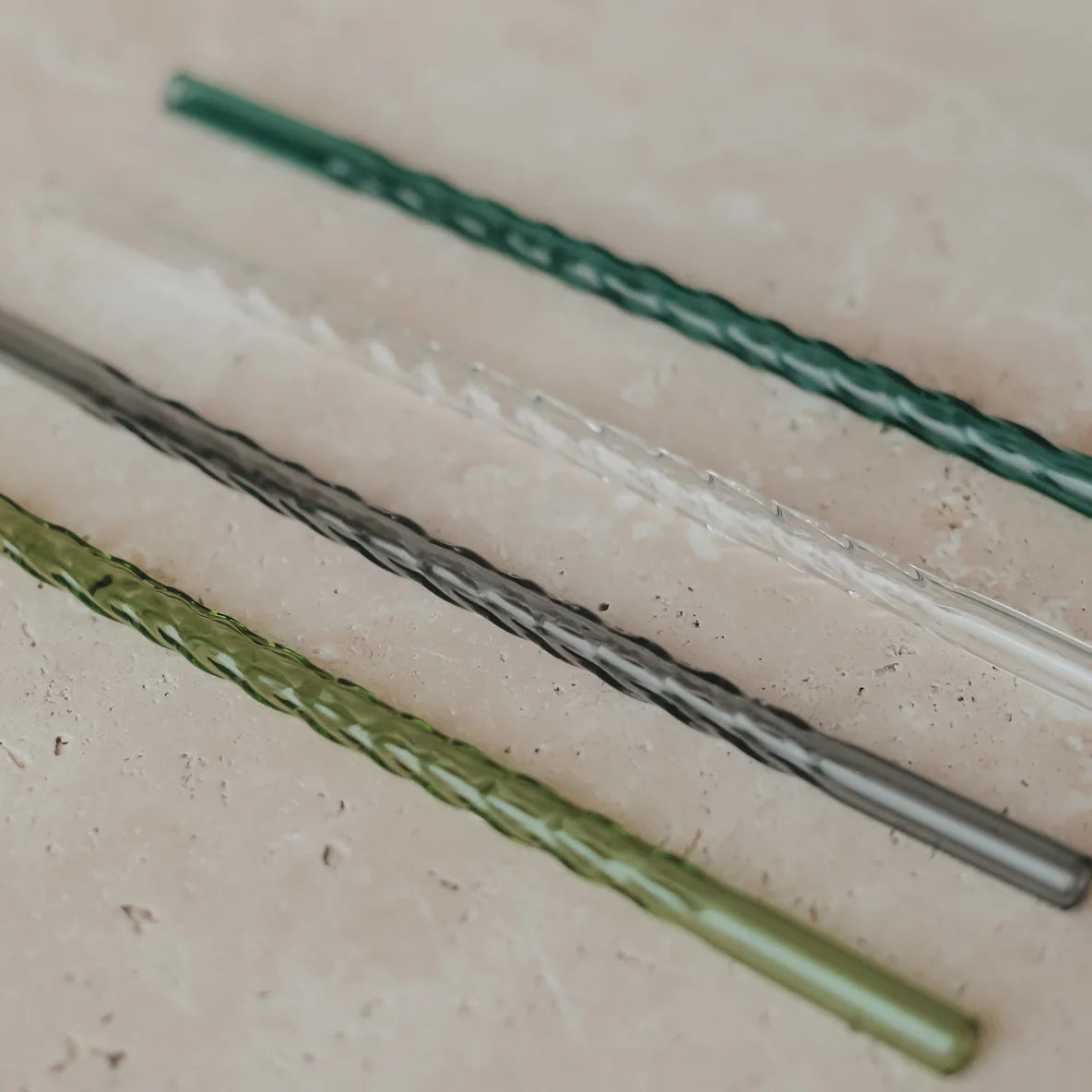 EULENSCHNITT Gedrehte Glashalme 4-er Set Grün