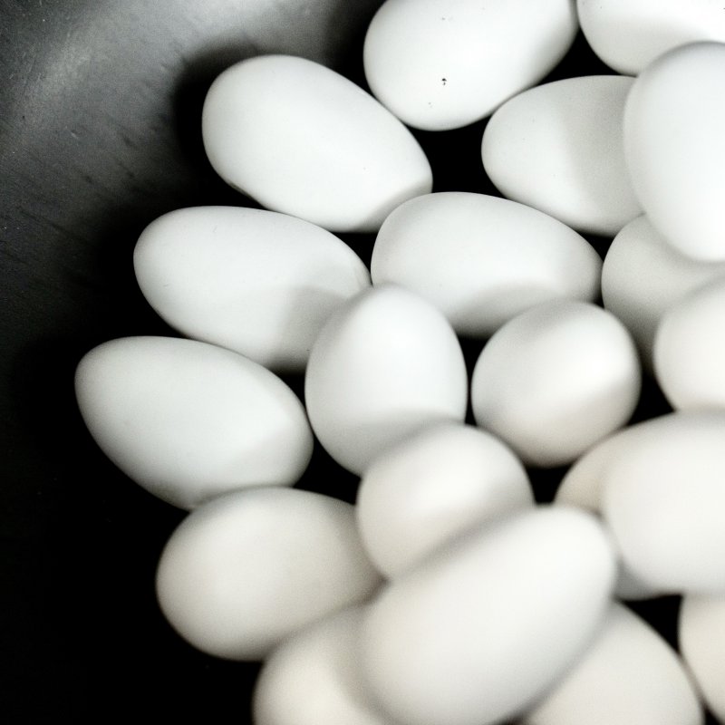 DBKD Deco Egg - White