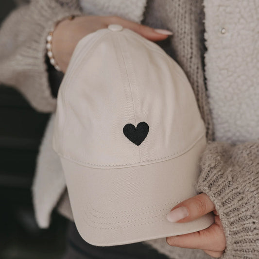 EULENSCHNITT Cap Beige Herz