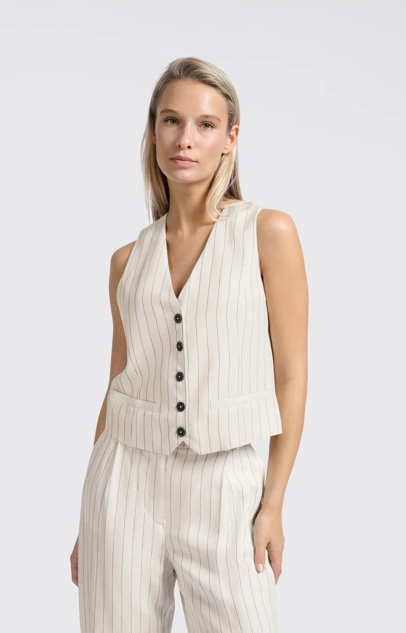 YAYA Weste aus Leinenmischung mit Nadelstreifen - Sand Linen