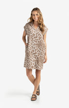 Lade das Bild in den Galerie-Viewer, YAYA Midikleid mit Leopardenmuster
