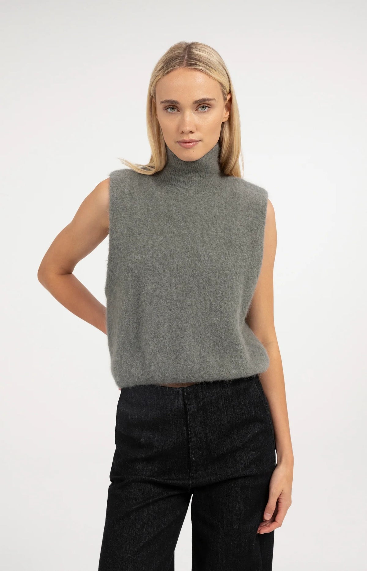 YAYA Ärmelloser Strickpullover - Soap Grey