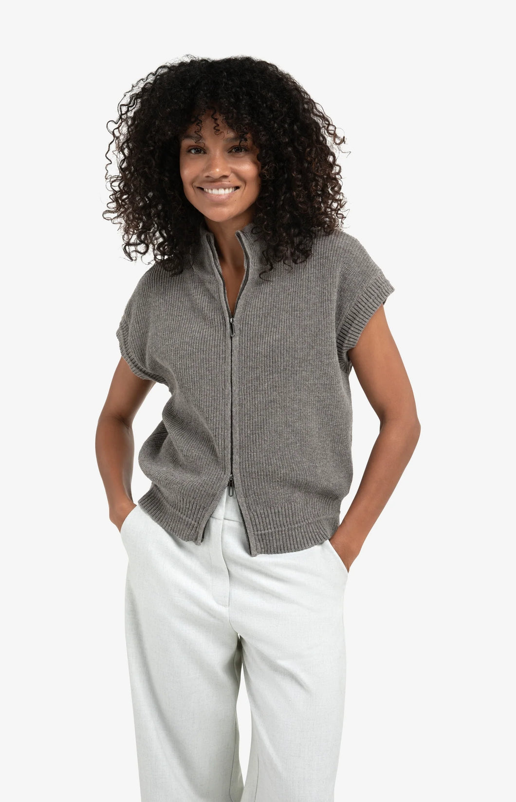 YAYA Ärmelloser Cardigan Taupe