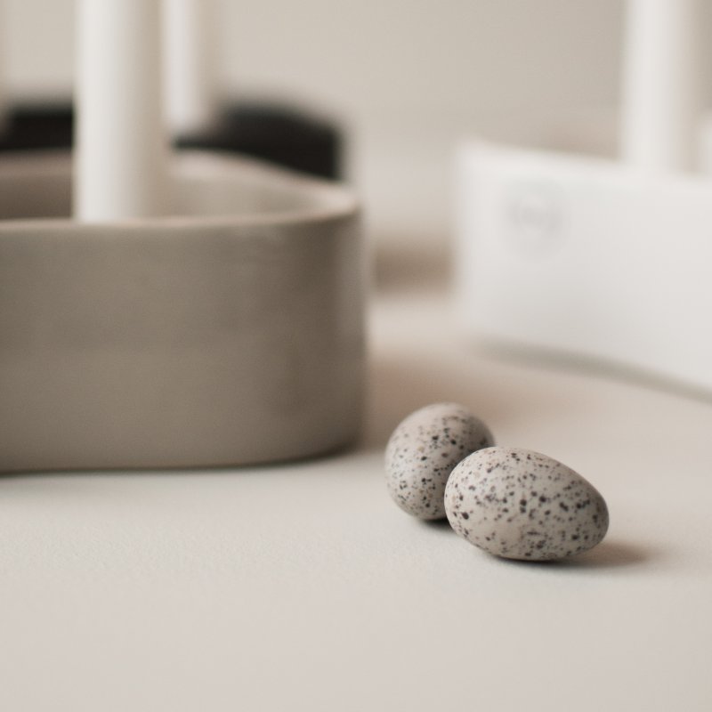 DBKD Deco Egg - Mole Dot