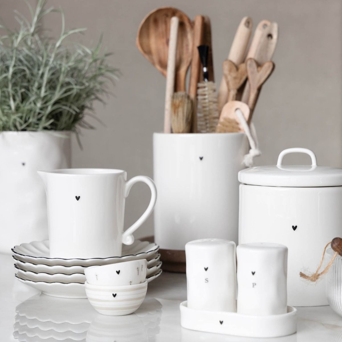 BASTION COLLECTIONS Pfeffer & Salzstreuerset Heart