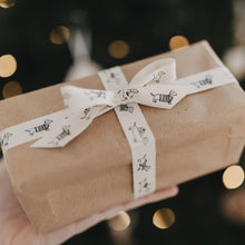 Lade das Bild in den Galerie-Viewer, EULENSCHNITT Geschenkband Weihnachtsdackel
