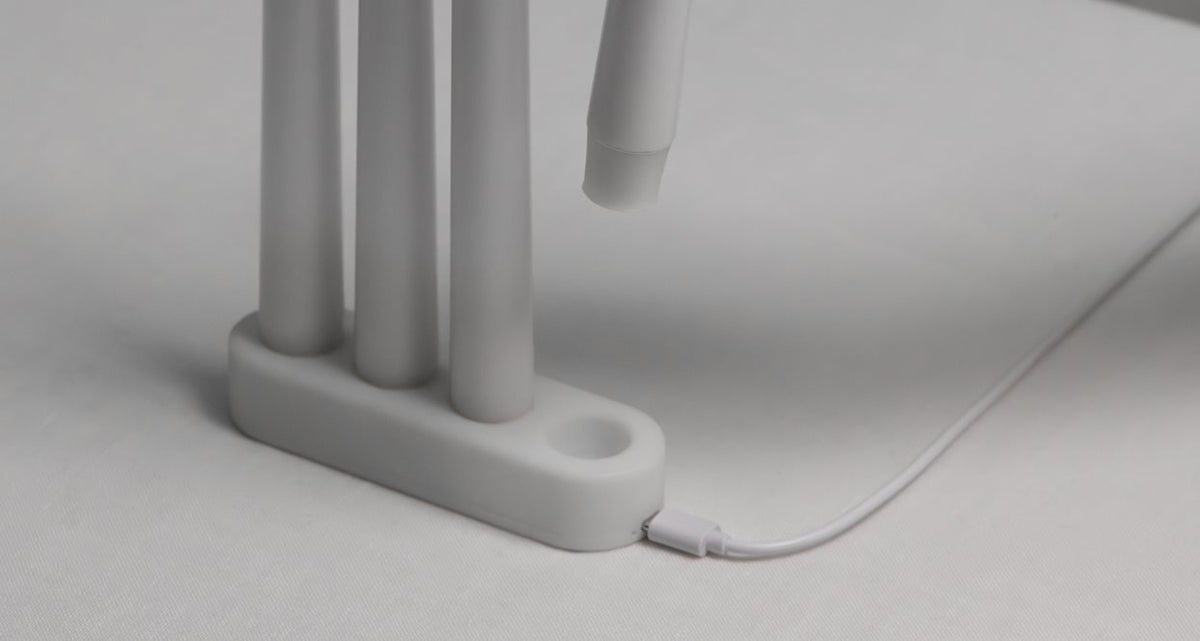 UYUNI LED rechargeable Base für Stabkerzen - Ladestation