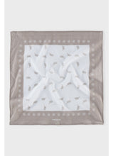 Lade das Bild in den Galerie-Viewer, CARE BY ME Wheat Scarf - Voile Schal White/ Sand Print
