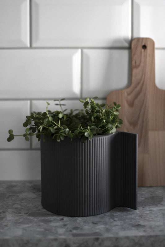 STOREFACTORY Vassunda Blumentopf dark grey