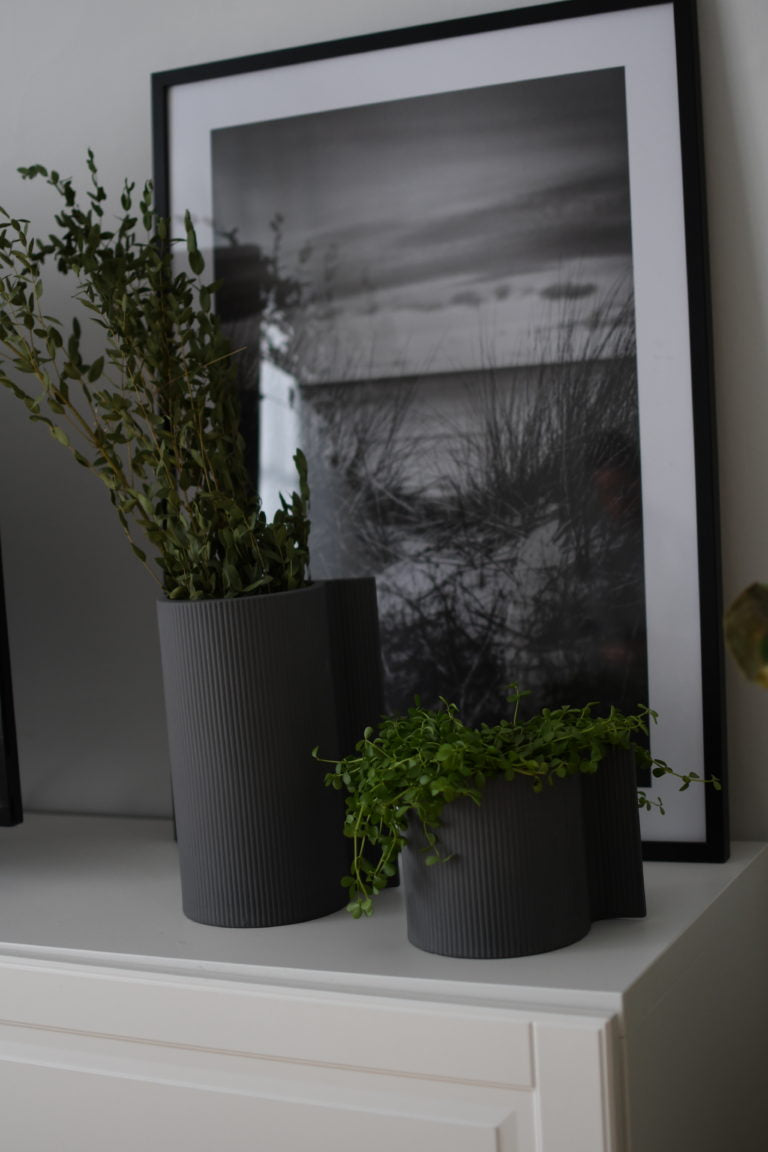 STOREFACTORY Vassunda Vase dark grey