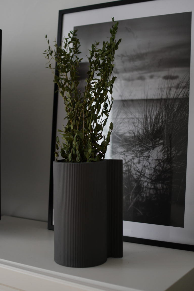 STOREFACTORY Vassunda Vase dark grey