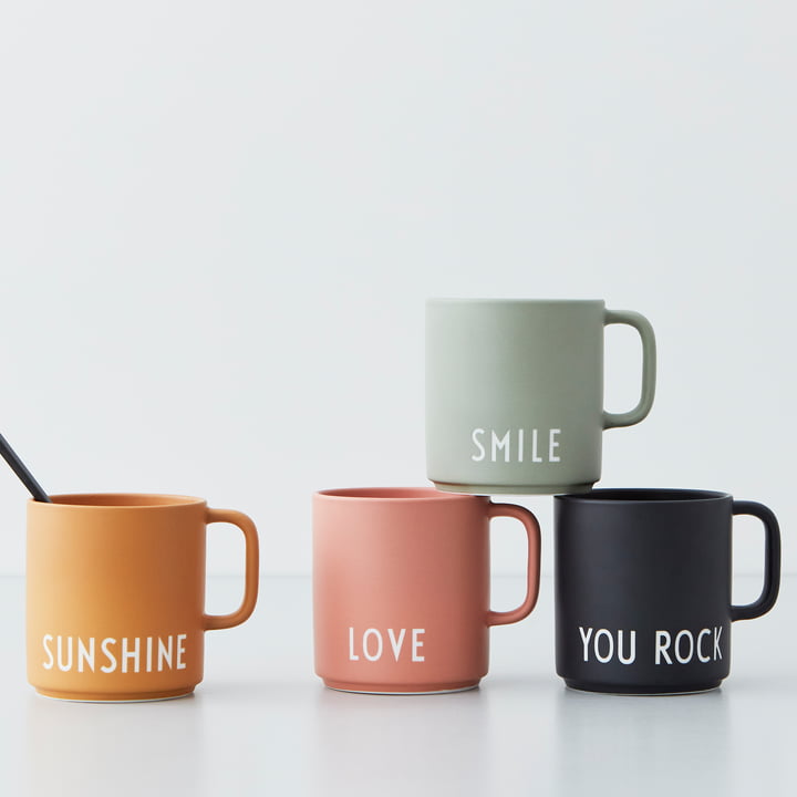 DESIGN LETTERS Porzellan Becher Peace