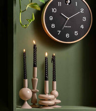 Lade das Bild in den Galerie-Viewer, PRESENT TIME Kerzenhalter aus Glas Spargle Ball

