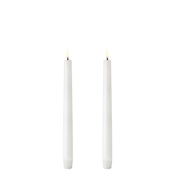 UYUNI Stabkerzen im 2-er Set mit Timer Nordic White 25,5 cm