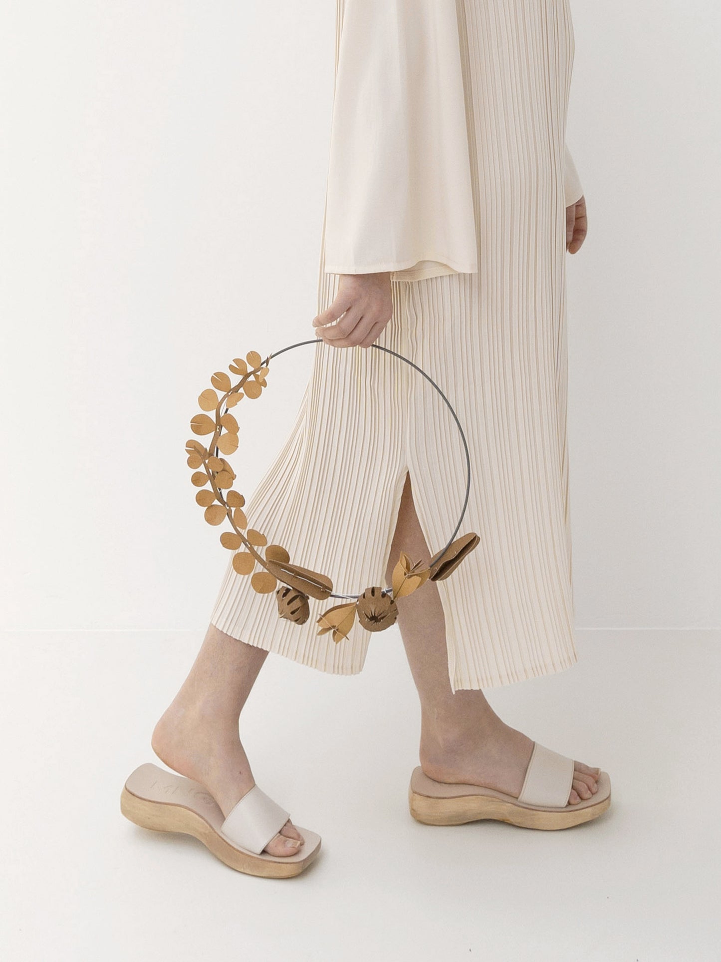 JURIANNE MATTER Filed Flowers klein - braun