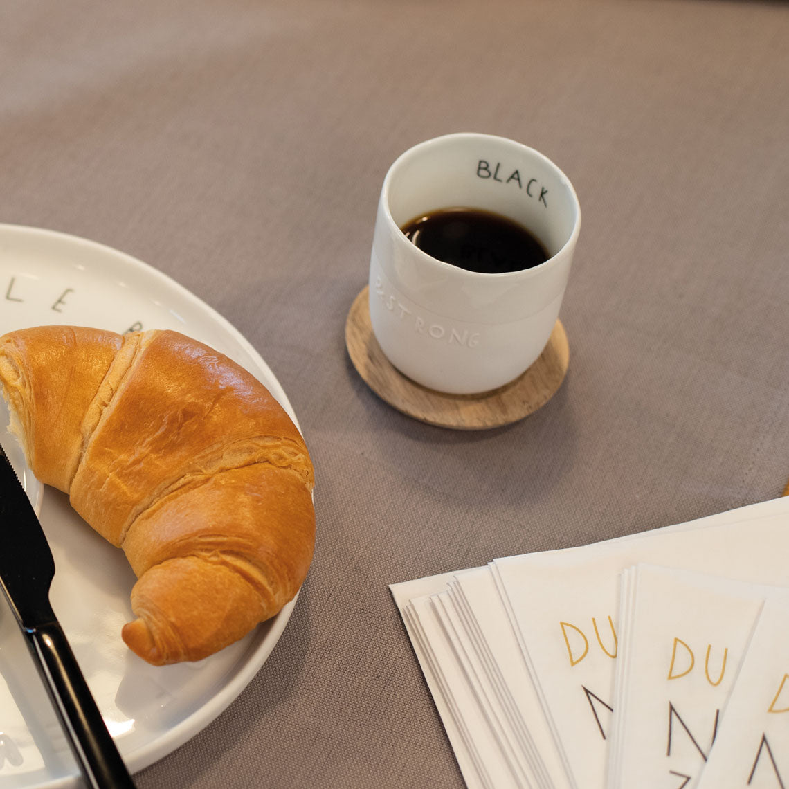 RAEDER DESIGN Guten Morgen Kleiner Becher "Black and Strong"